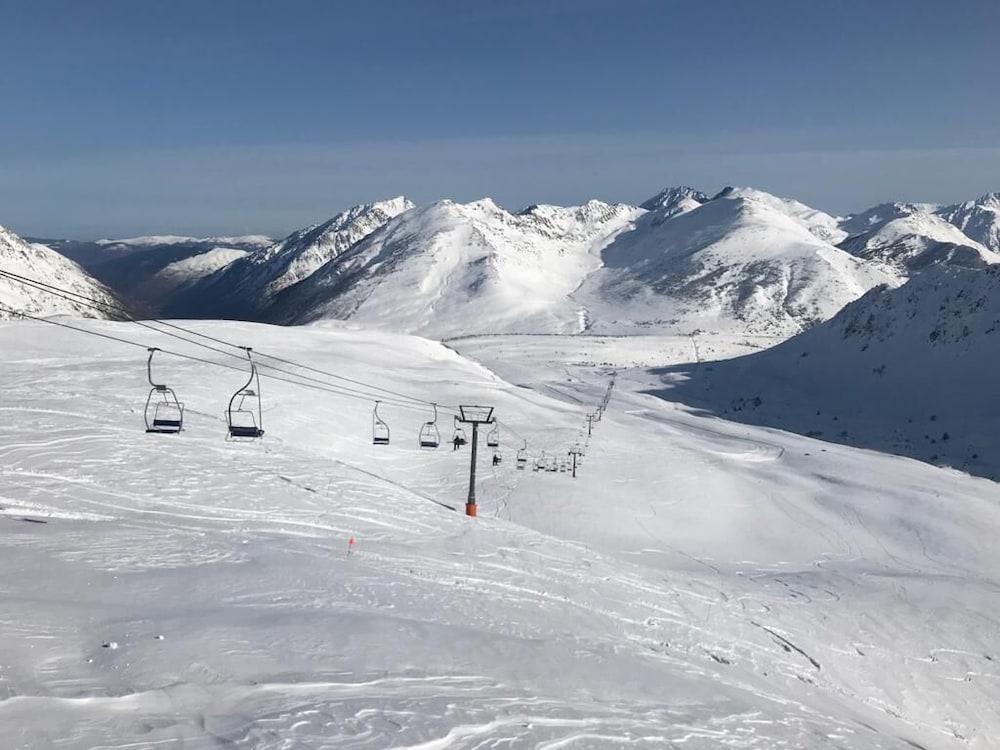 Appartements & Spa Cerdanya บูร์ก-มาดาม ภายนอก รูปภาพ