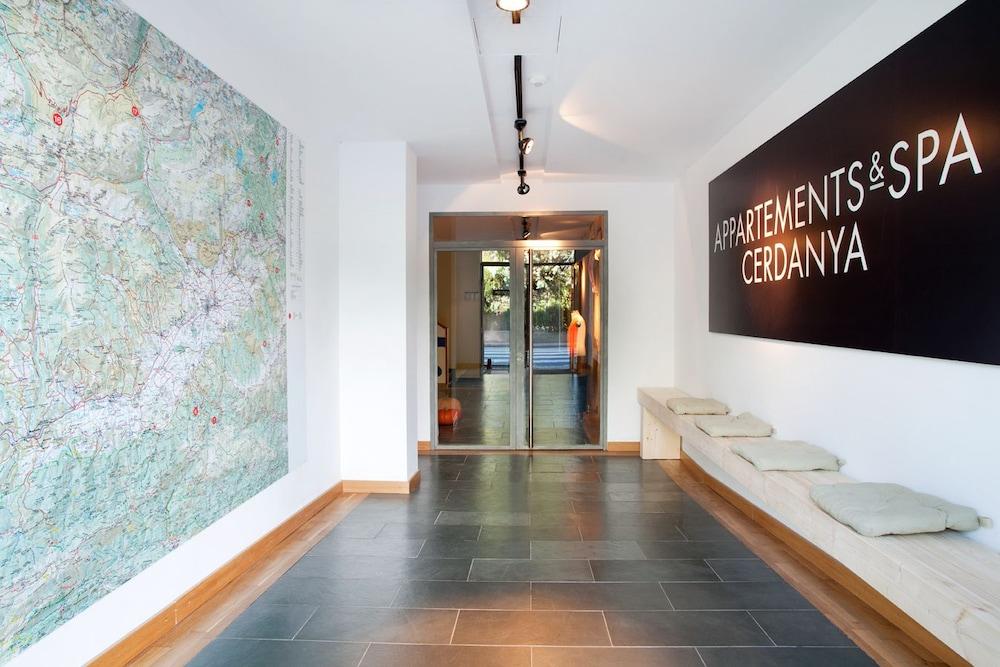 Appartements & Spa Cerdanya บูร์ก-มาดาม ภายนอก รูปภาพ