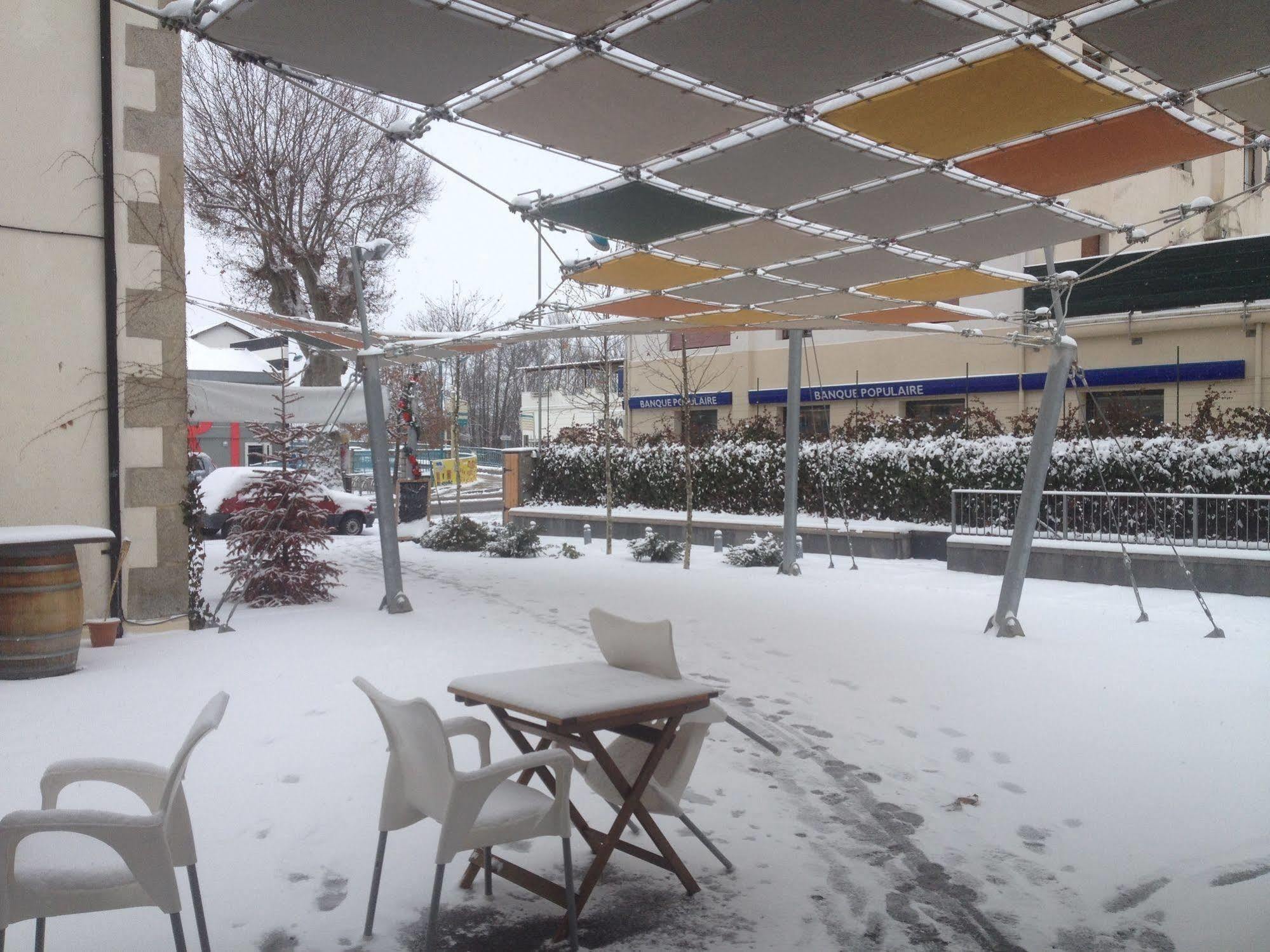 Appartements & Spa Cerdanya บูร์ก-มาดาม ภายนอก รูปภาพ